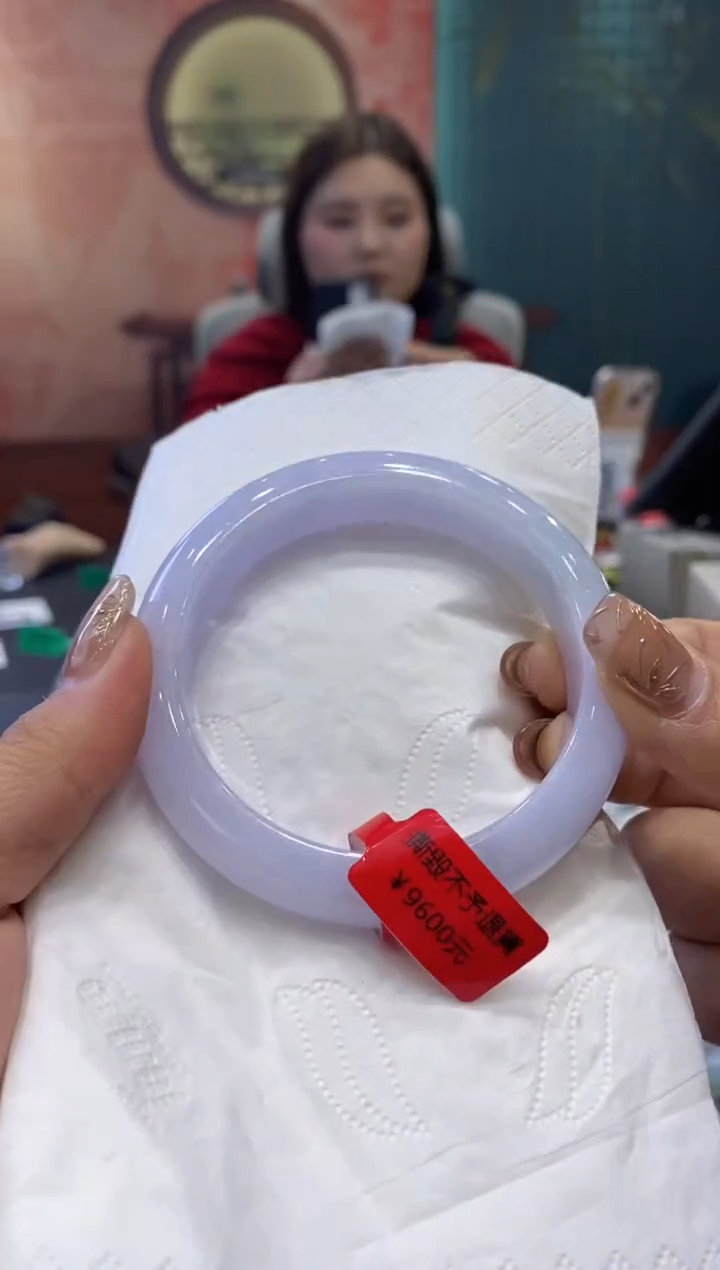 【闪购商品】翡翠手镯未镶嵌多人005489