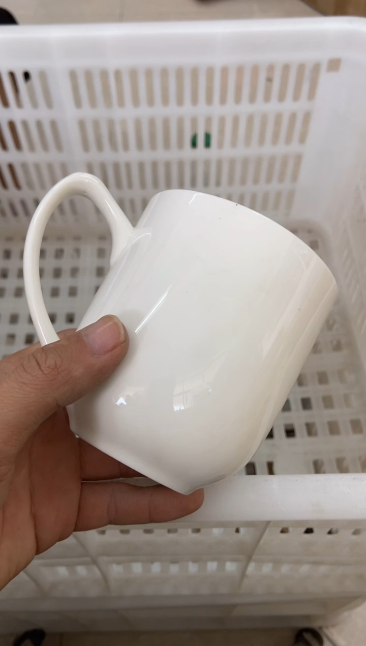 杯无运费险有瑕疵的摄影的产品有使用过的痕迹有点脏介意勿拍