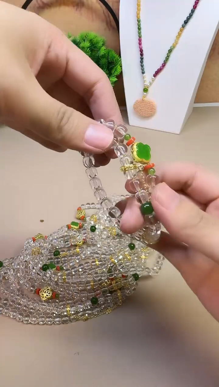 颈饰14K金镶嵌水晶B148 