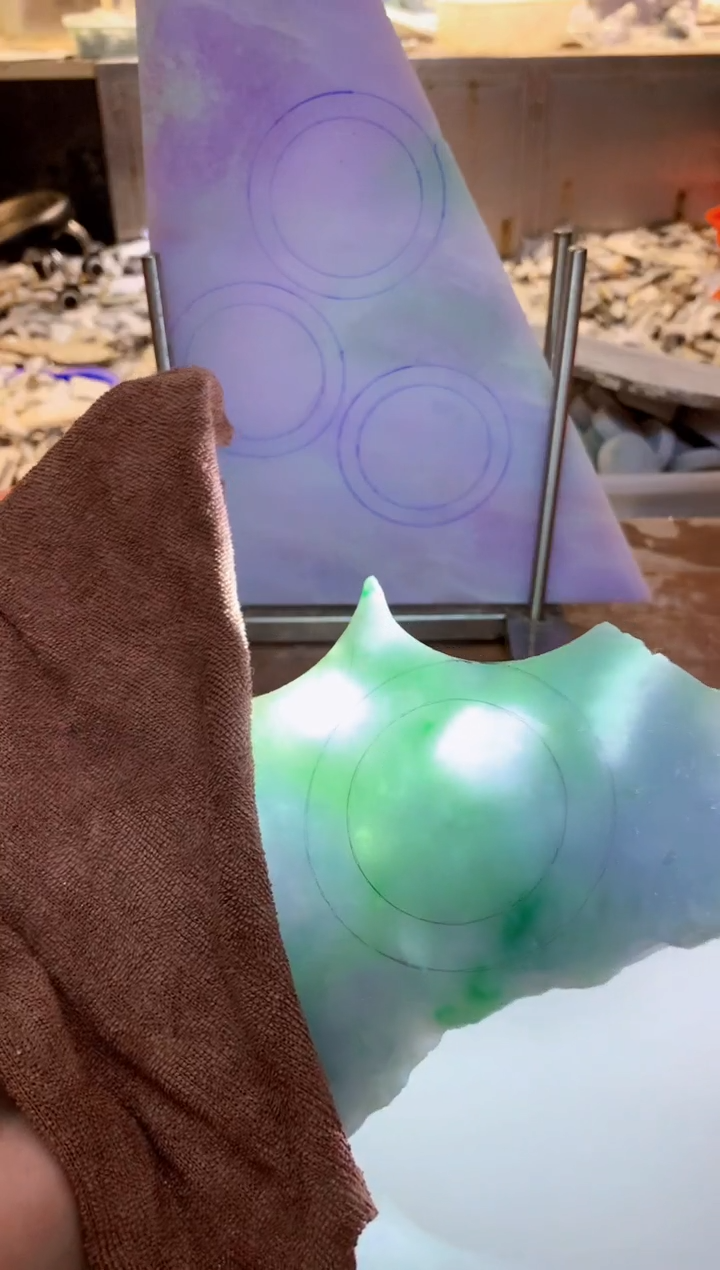 未镶嵌挂件翡翠0朱0翡翠珠宝383