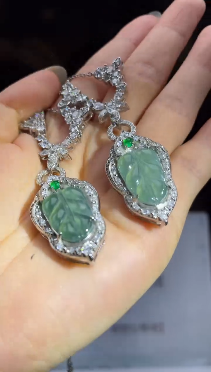 翡翠未镶嵌颈饰多样性发货 (只发一件) *MC14