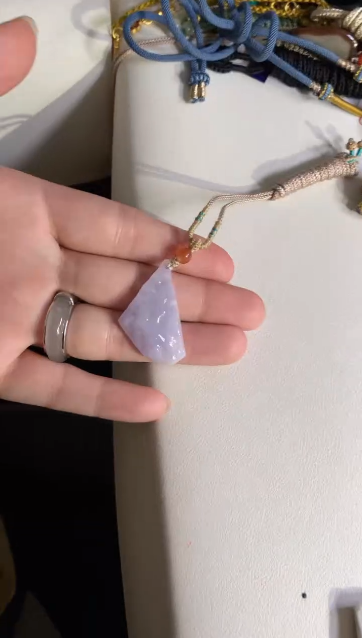 【闪购商品】翡翠颈饰未镶嵌吊坠