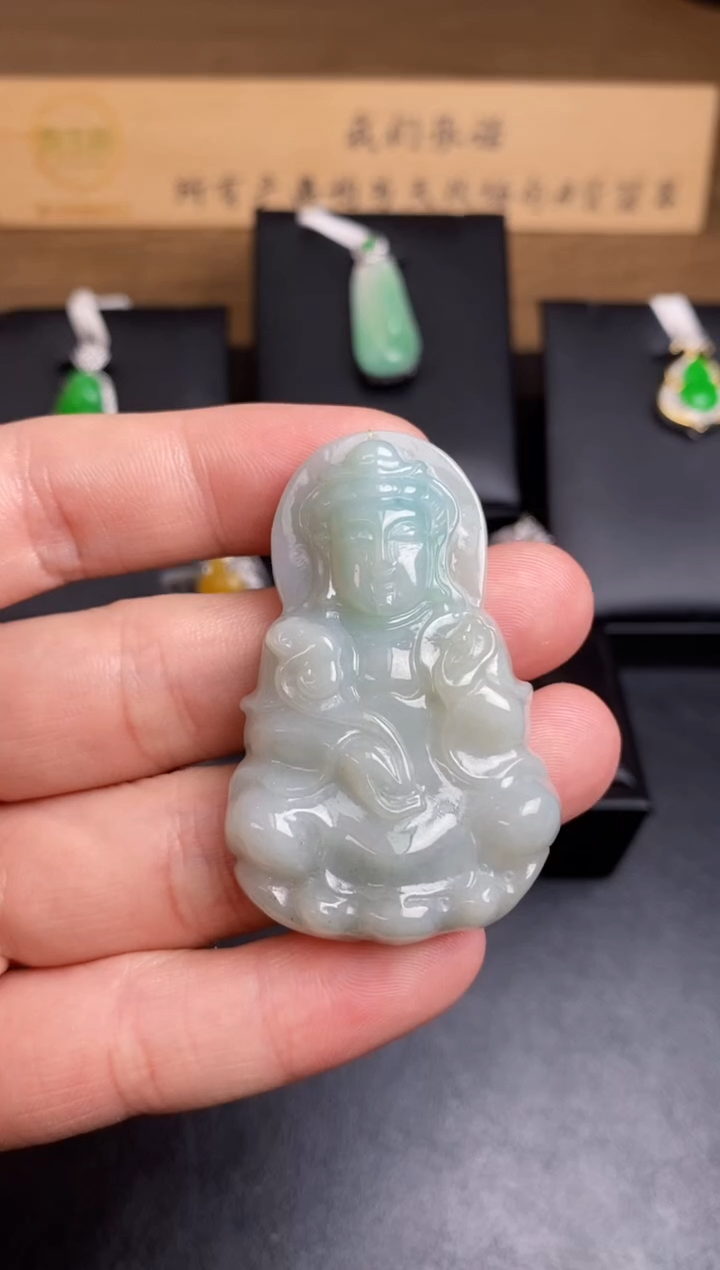 【闪购商品】翡翠颈饰未镶嵌翡翠