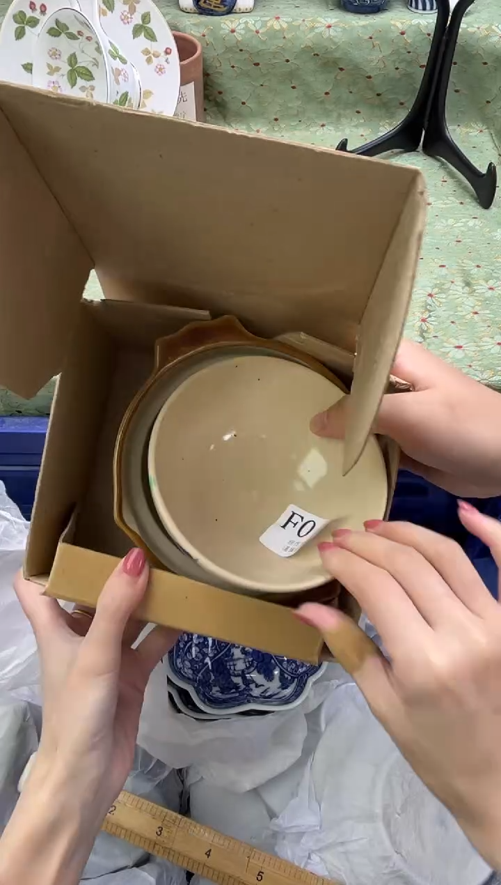 瓷片小**?       F019*