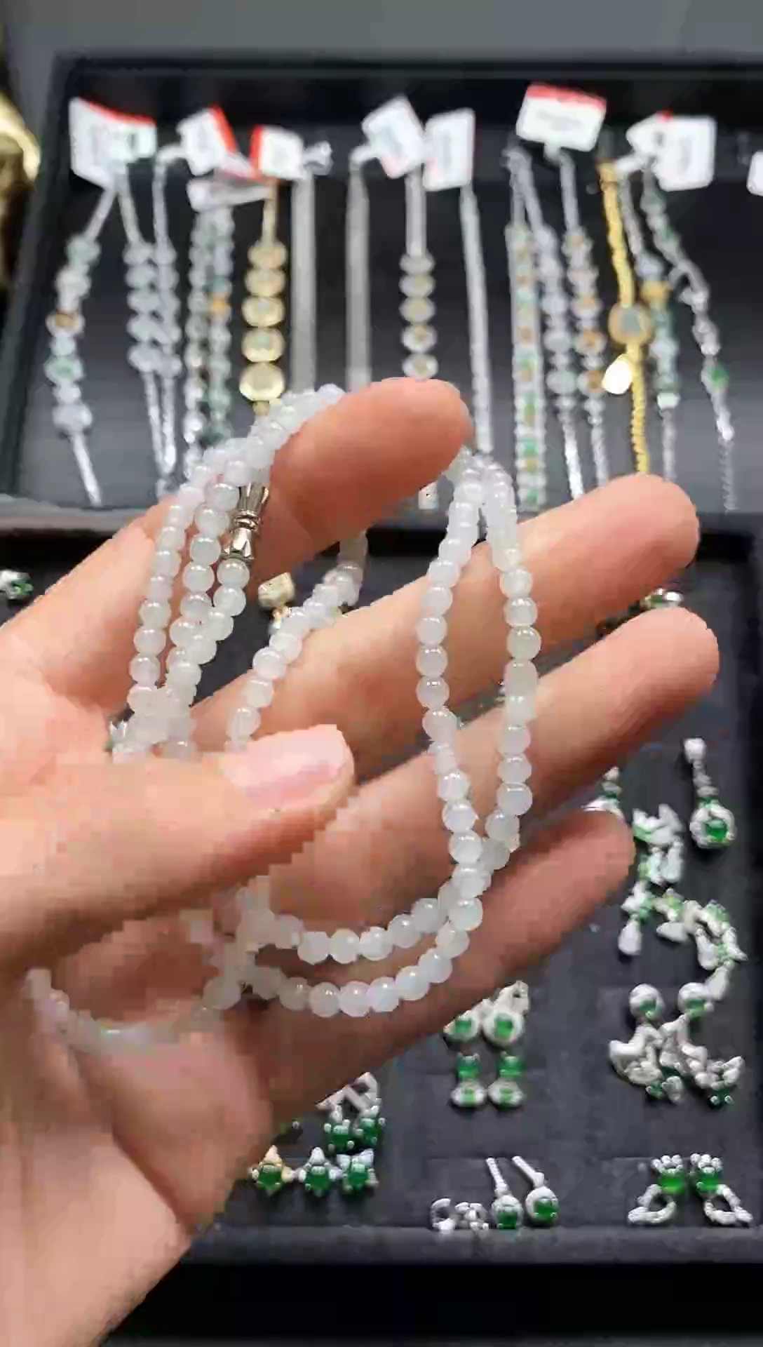 颈饰未镶嵌翡翠2   