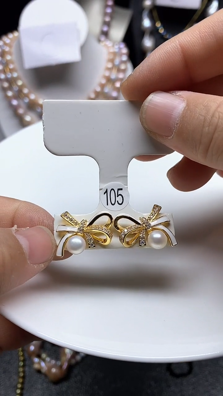 【闪购商品】淡水珍珠耳饰未镶嵌多人