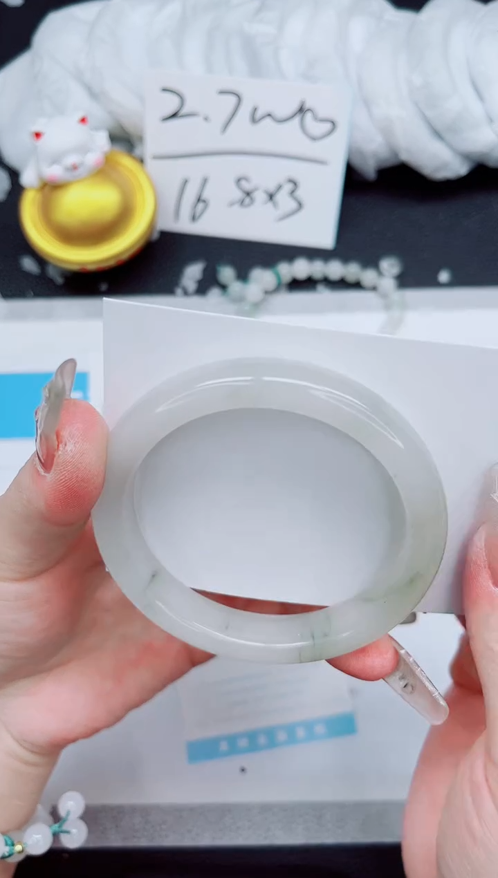 【闪购商品】石英质玉手镯未镶嵌347-59.5