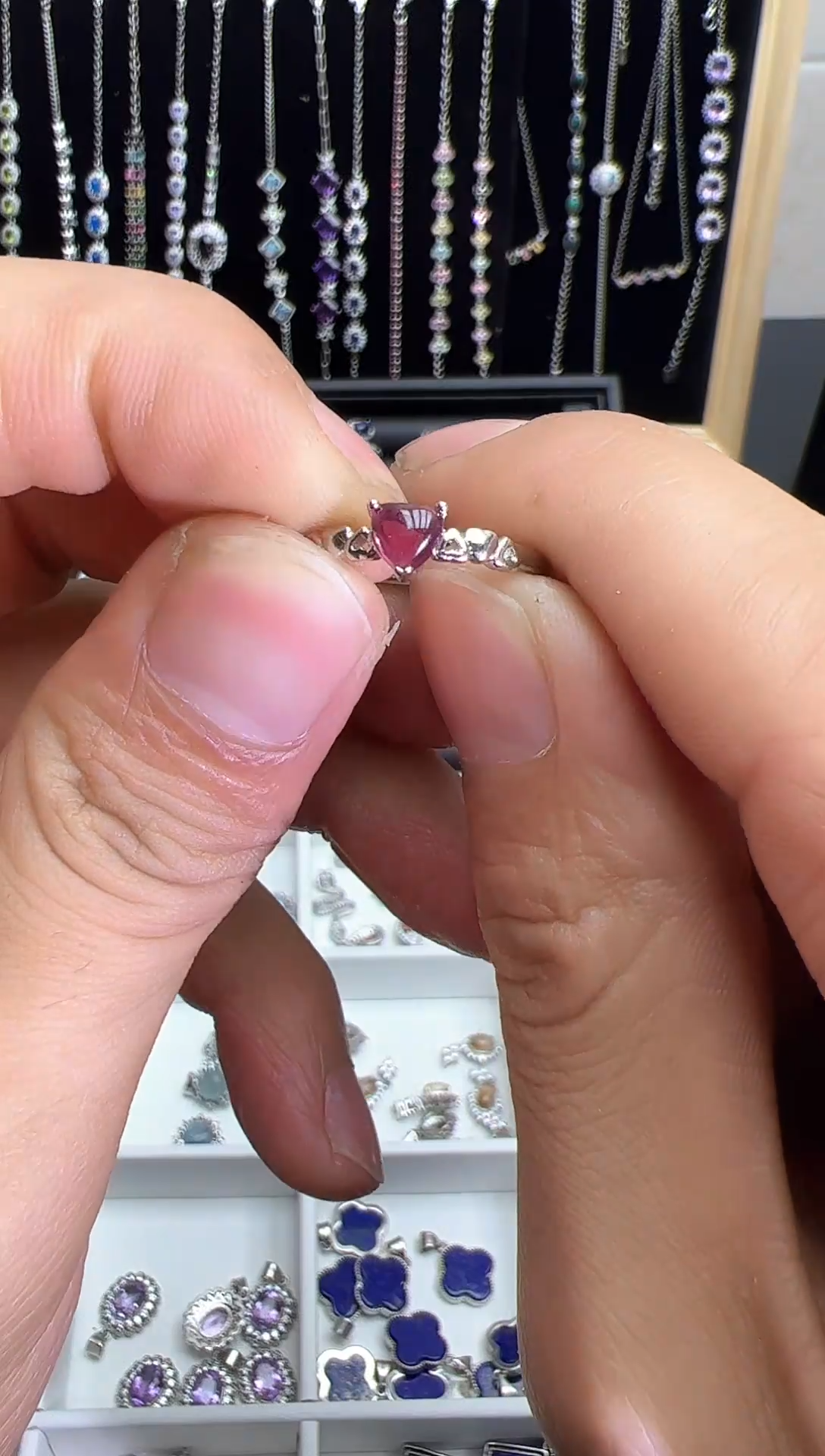 【闪购商品】石榴石戒指银S925镶嵌0000