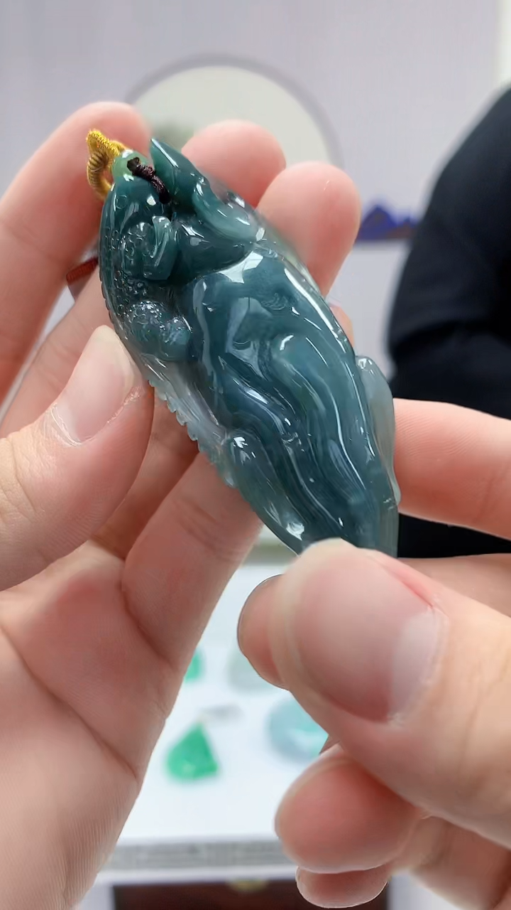 【闪购商品】定制翡翠未镶嵌4852bb-毛货挂件63