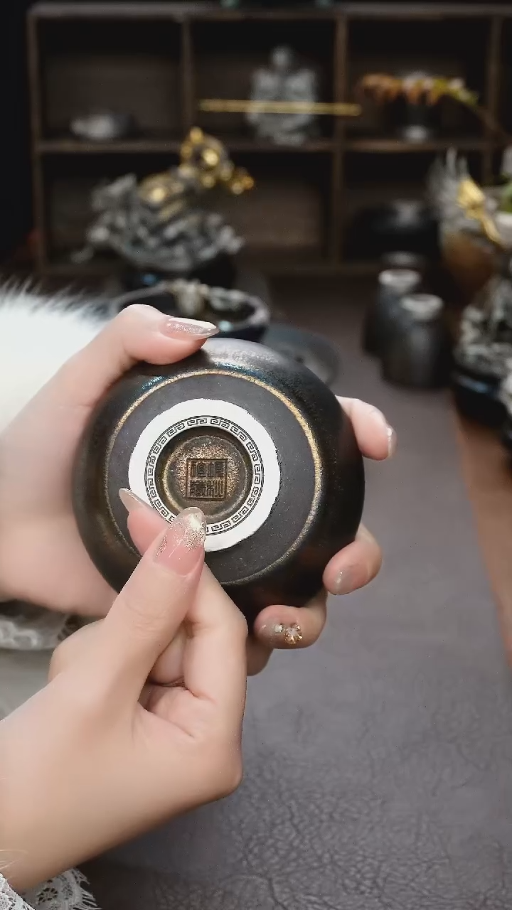 【闪购商品】境秋黑陶主人杯高定