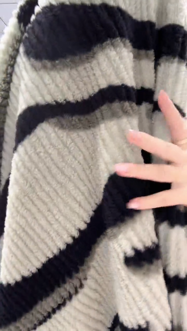 法兰绒2.2X1.8左右以主播所说为准