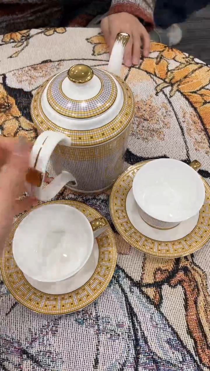 【闪购商品】杯H574--------------