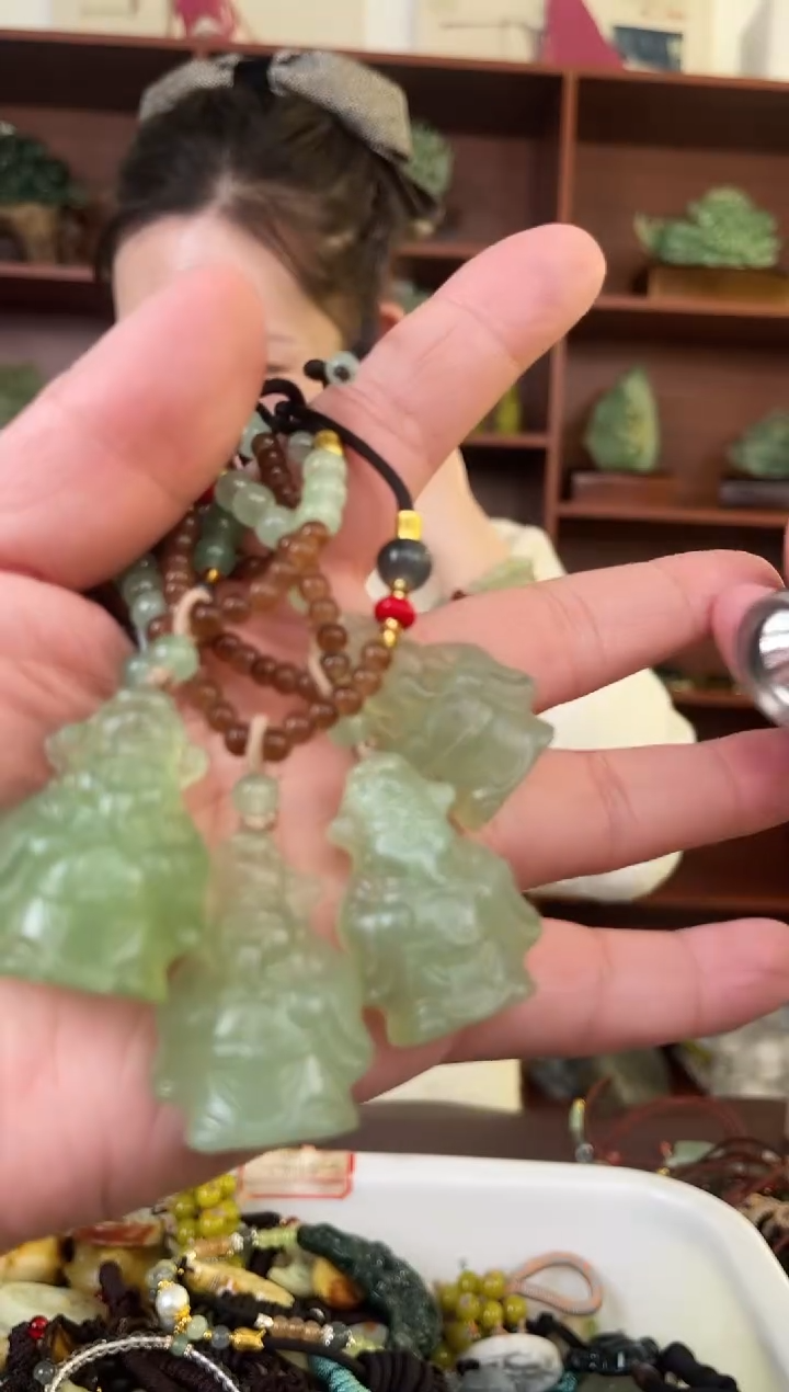 未镶嵌颈饰玛瑙/玉髓多样性发货拍一发一