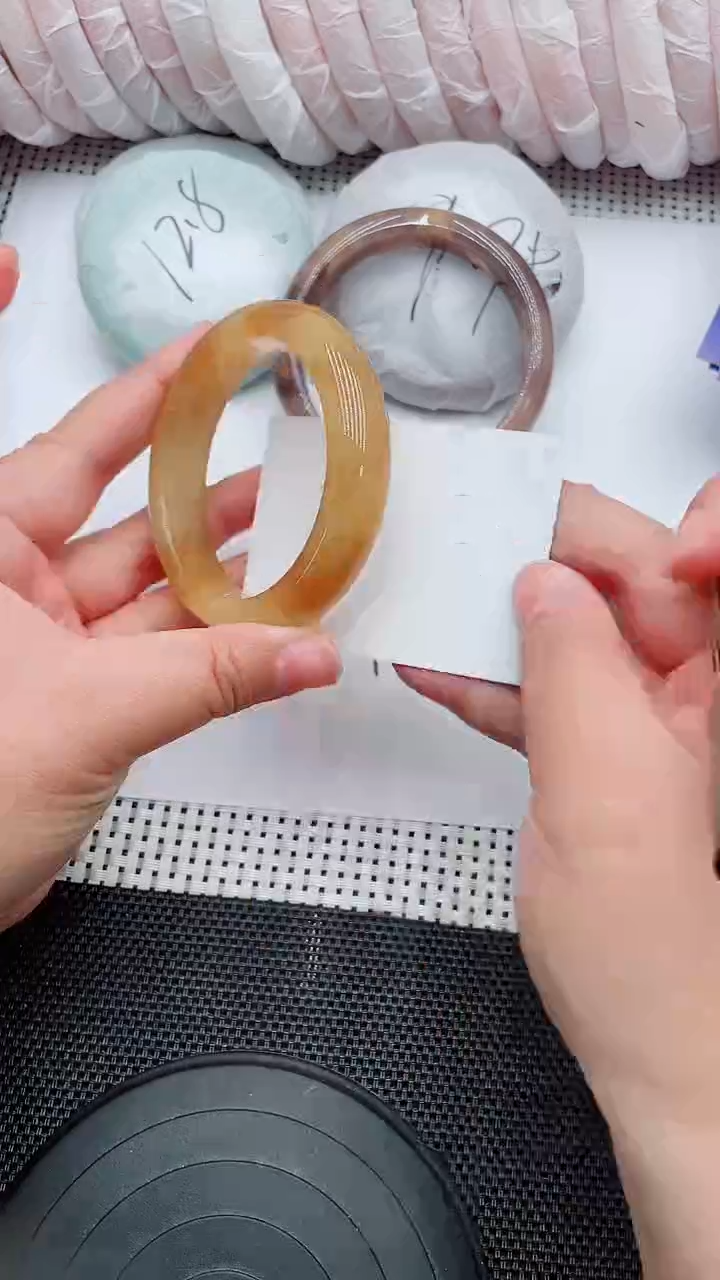 未镶嵌手镯石英质玉23-57-58