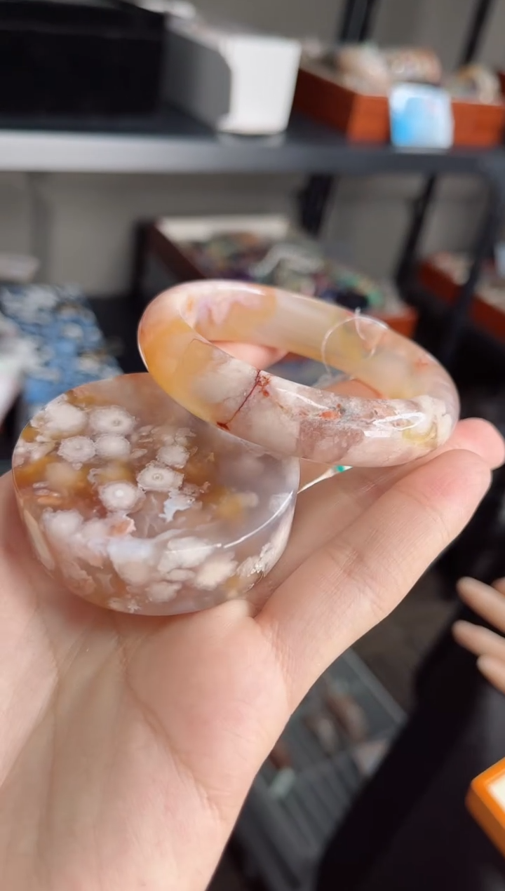 石英质玉未镶嵌手镯55圈口（赠送镯心）35572163