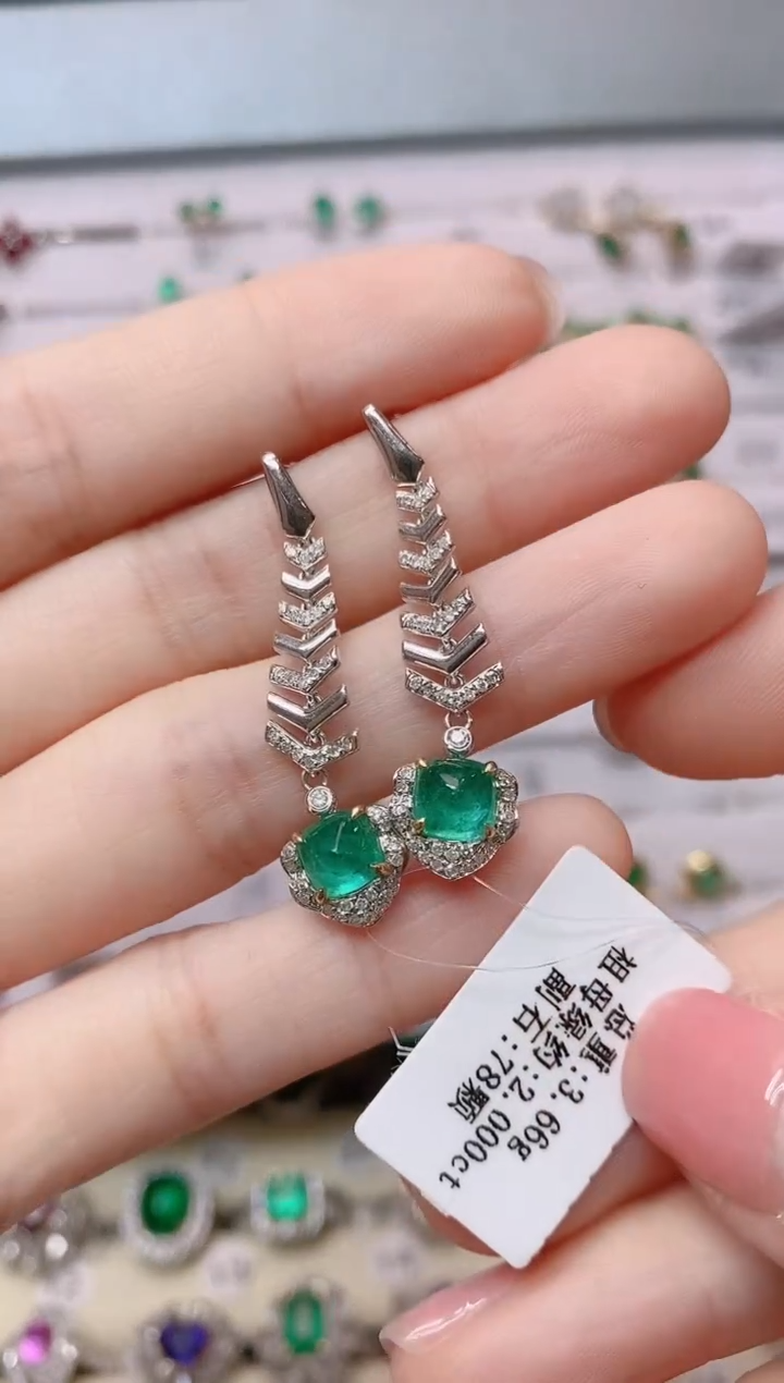 【闪购商品】祖母绿18K金耳钉18K金镶嵌1