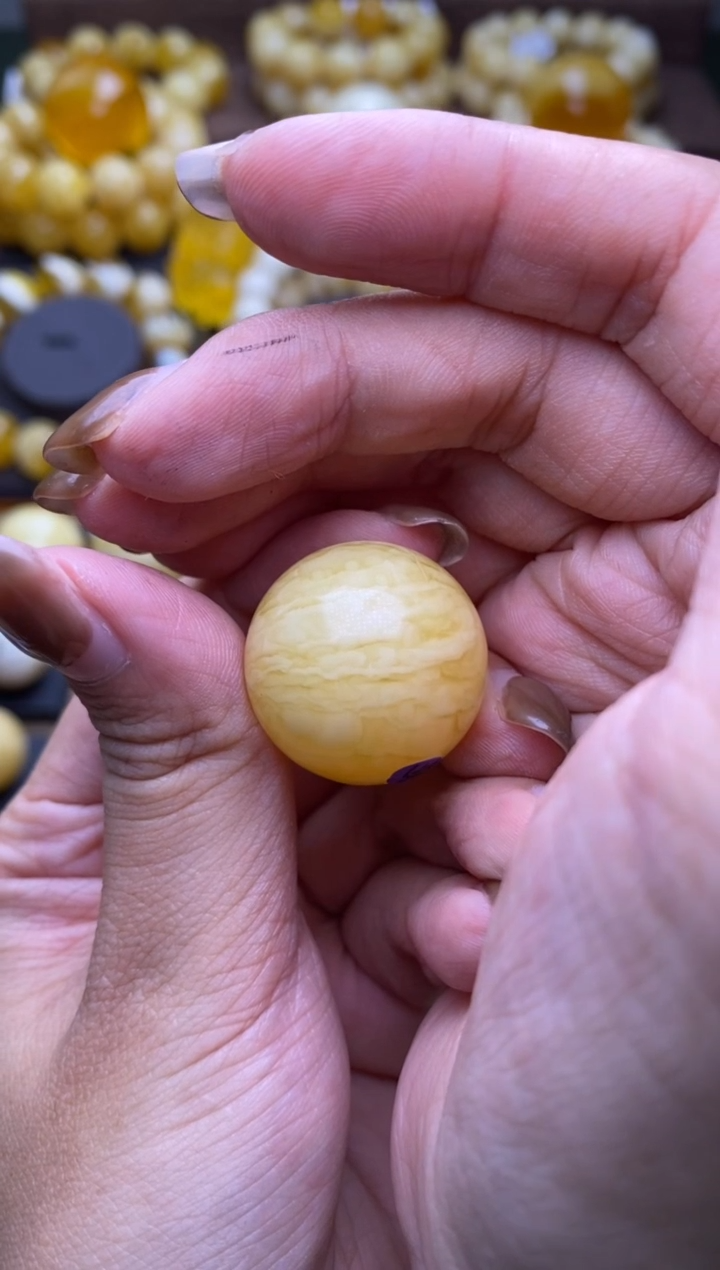 【闪购商品】琥珀裸石未镶嵌大小姐珠宝严选53