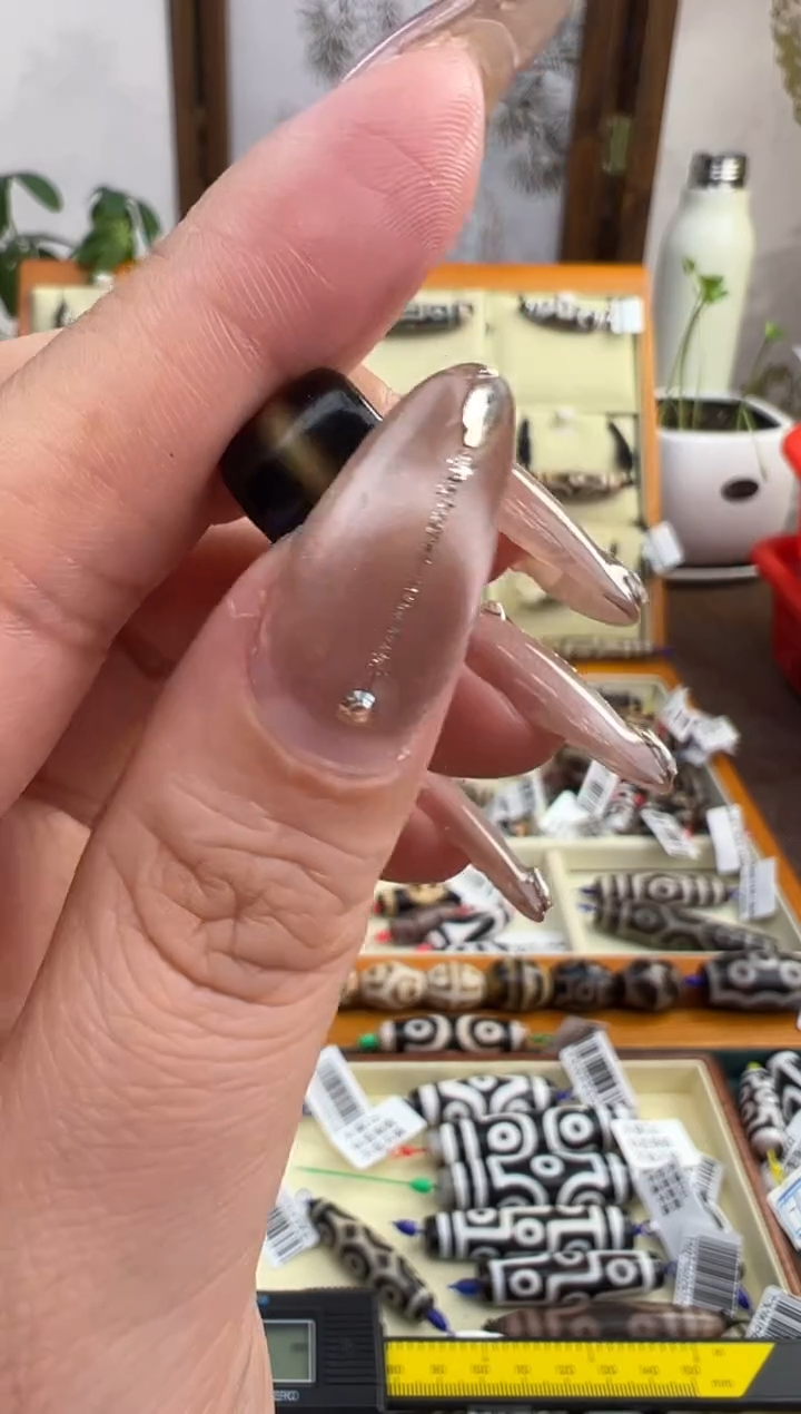 【闪购商品】玛瑙/玉髓吊坠(不含链)未镶嵌17.(微瑕随机发货)