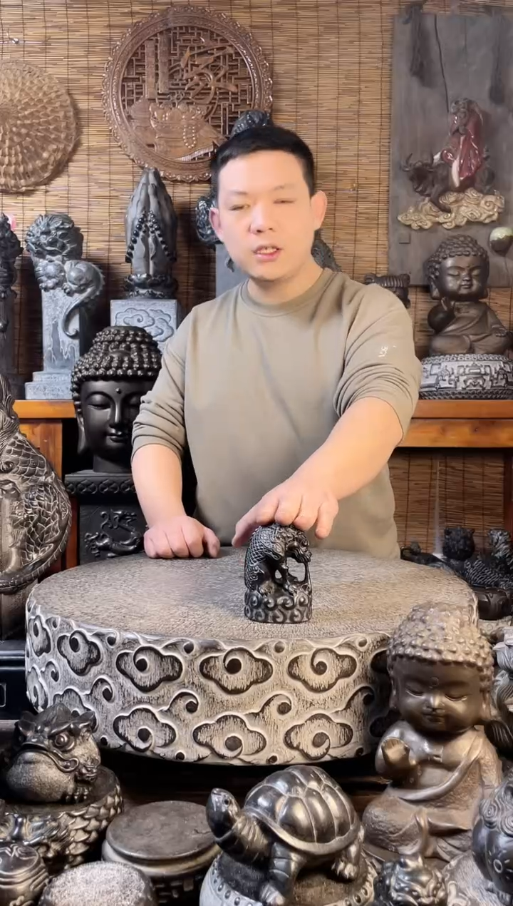 【闪购商品】10吸水兽天然青石雕刻