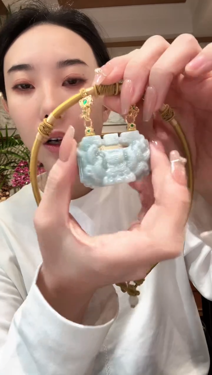 【闪购商品】翡翠颈饰未镶嵌国风