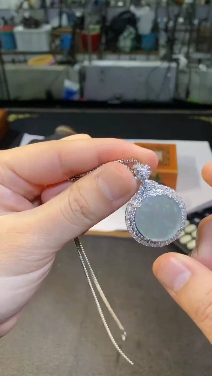 【闪购商品】翡翠吊坠(不含链)未镶嵌多样性发货不含链其一