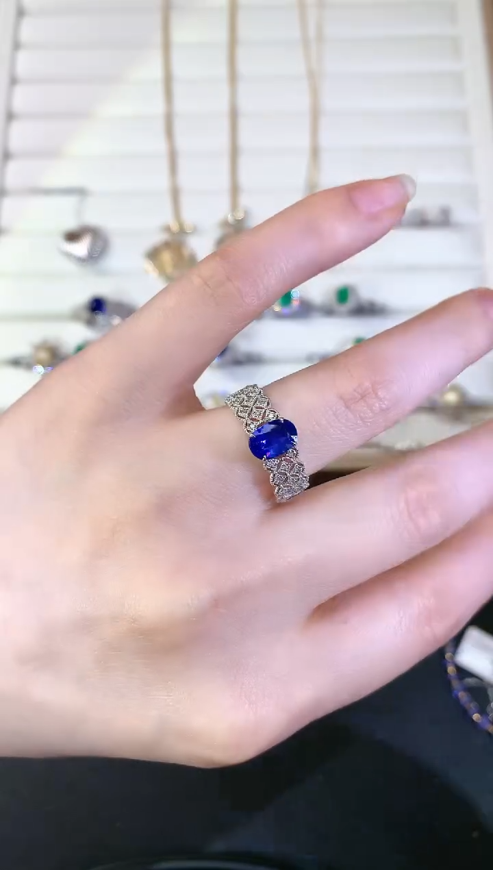 【闪购商品】蓝宝石戒指18K金镶嵌S432|9800