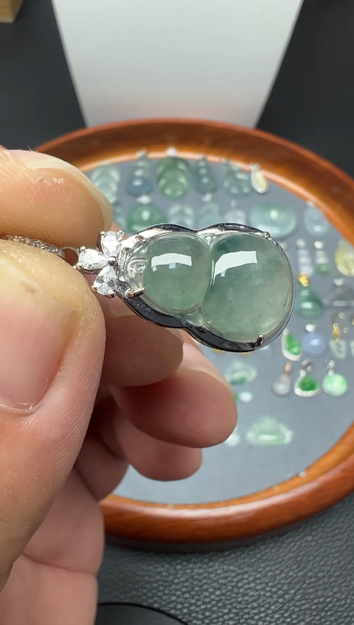 颈饰银S925镶嵌翡翠（6号） 纯天然A货缅甸翡 翠葫芦锁骨吊坠