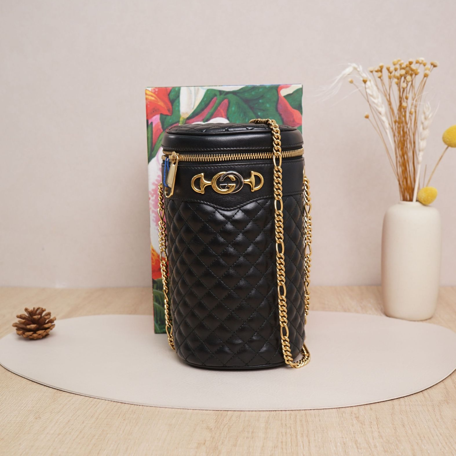 95新 GUCCI/古驰 古驰水桶包黑金牛皮/DS043242