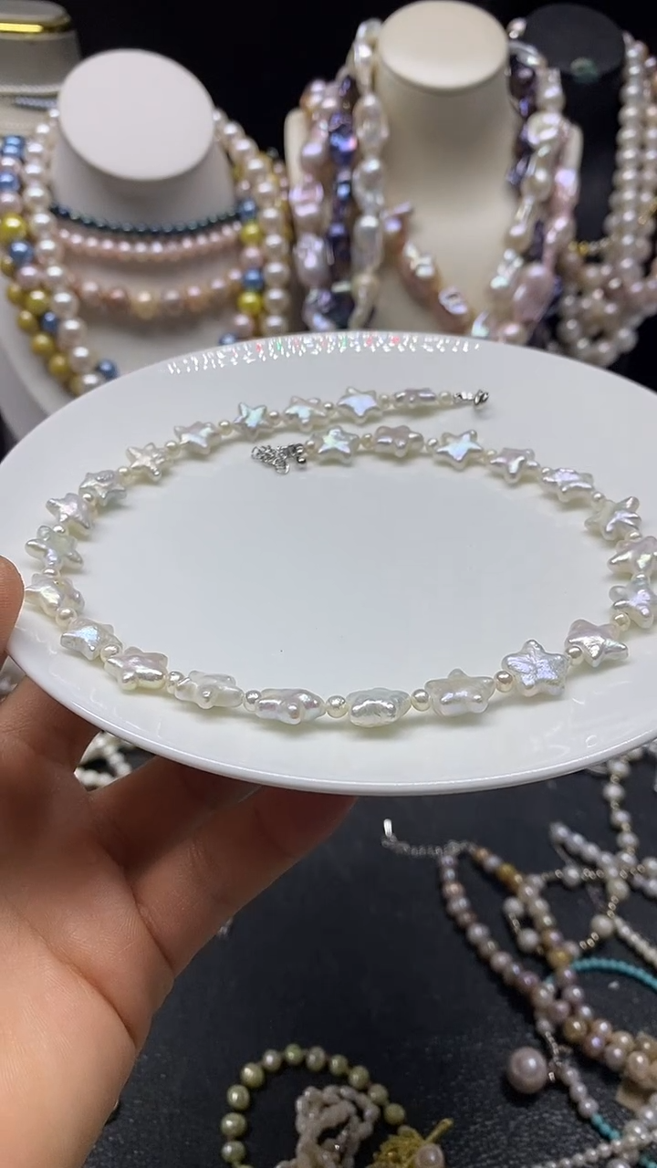 颈饰未镶嵌淡水珍珠多人