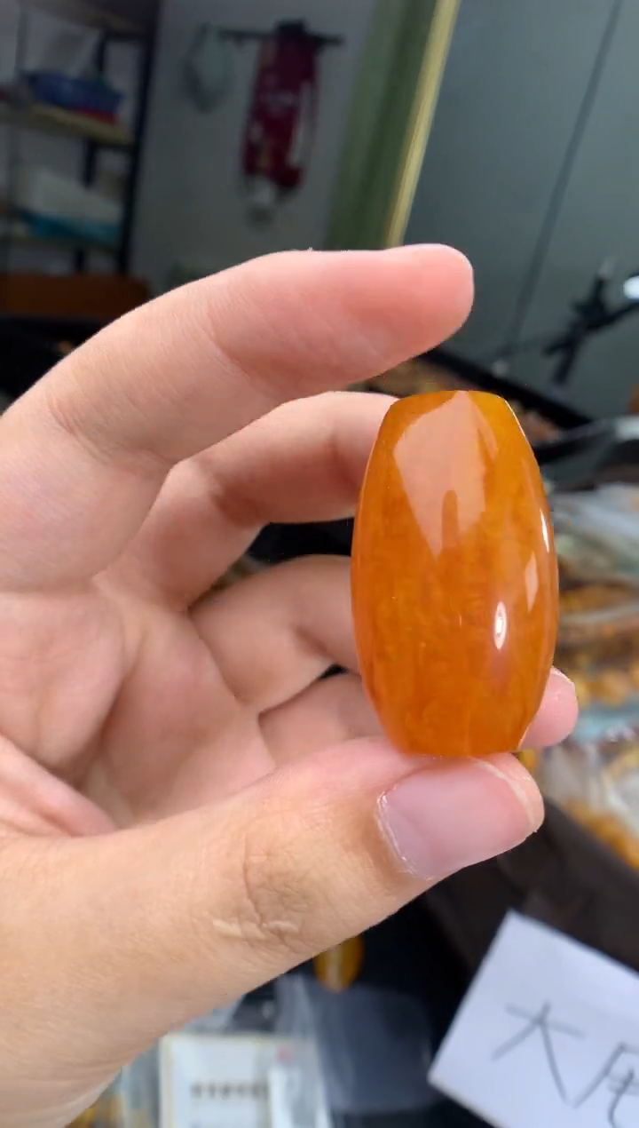 琥珀未镶嵌珠宝奇石1