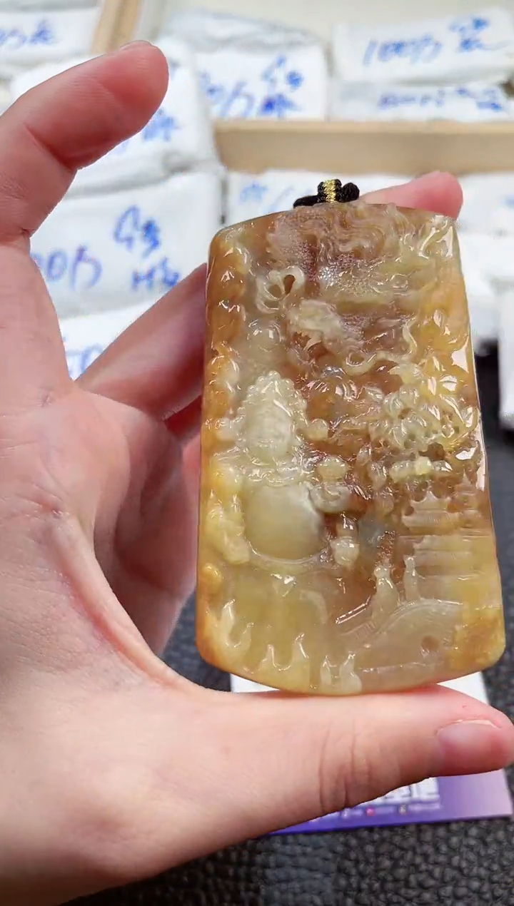 【闪购商品】翡翠颈饰未镶嵌00002338