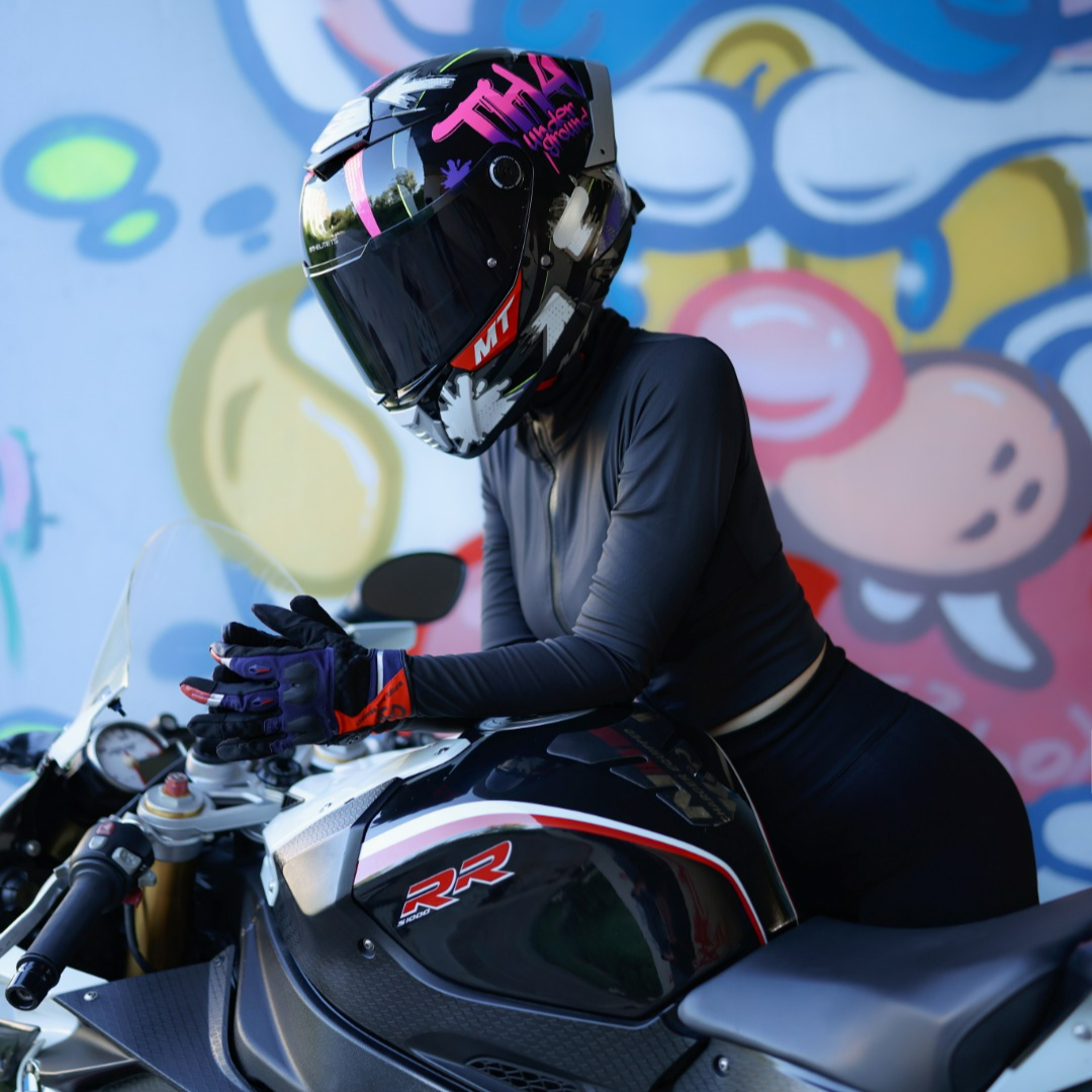 【机车小帅】【瑕疵】【拍下不退不换】MT机车头盔不影响安全骑行 