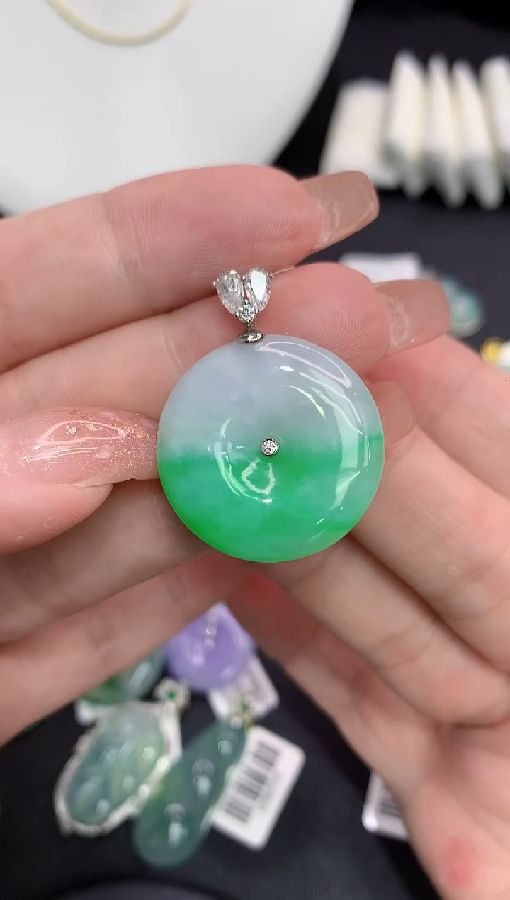 吊坠(不含链)18K金镶嵌翡翠11