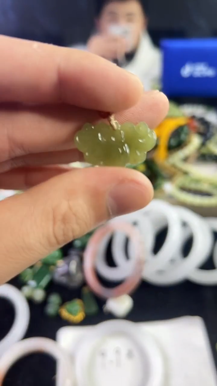 颈饰未镶嵌和田玉多样性发货