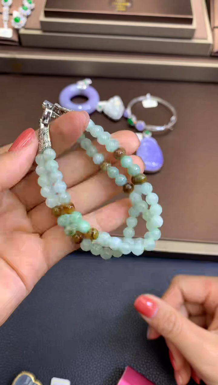 【闪购商品】翡翠挂件未镶嵌翡翠A货