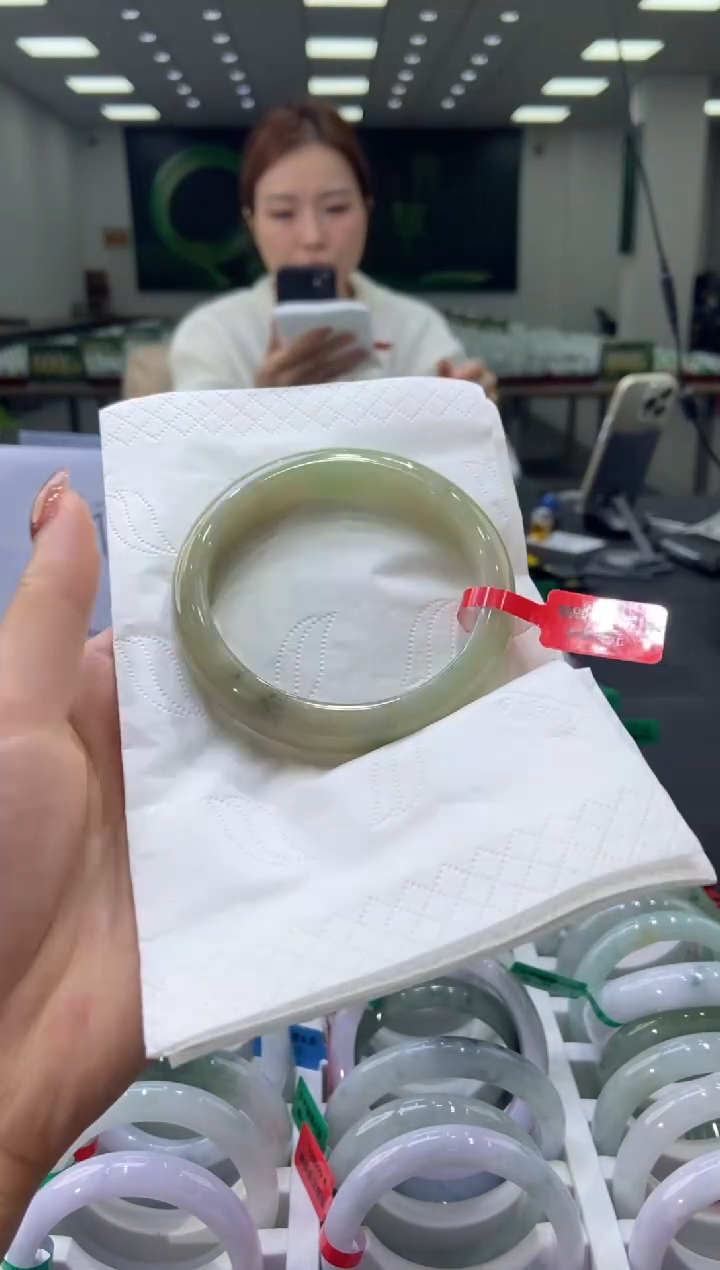未镶嵌手镯翡翠0043481