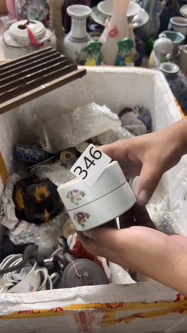 1有瑕疵的瓷器一单~~