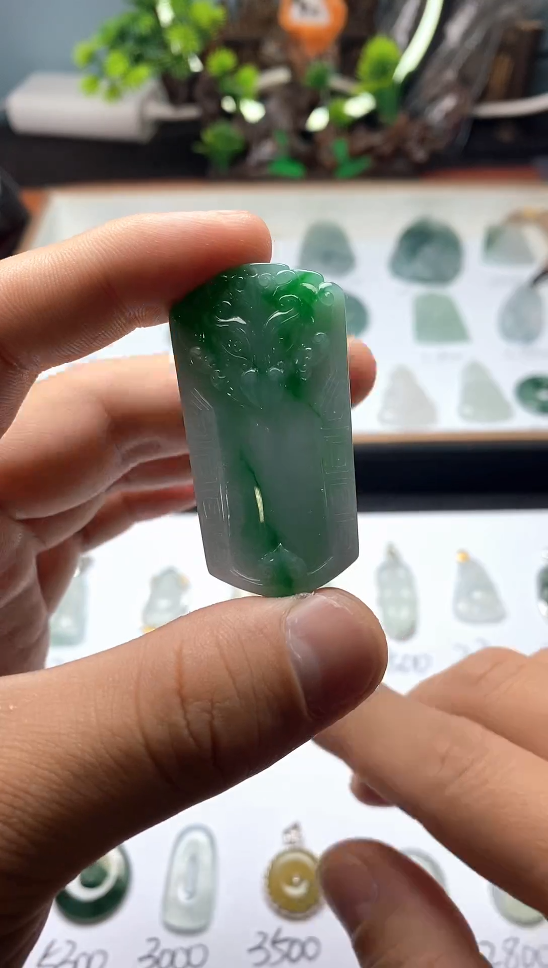 【闪购商品】翡翠颈饰未镶嵌33/仿古牌