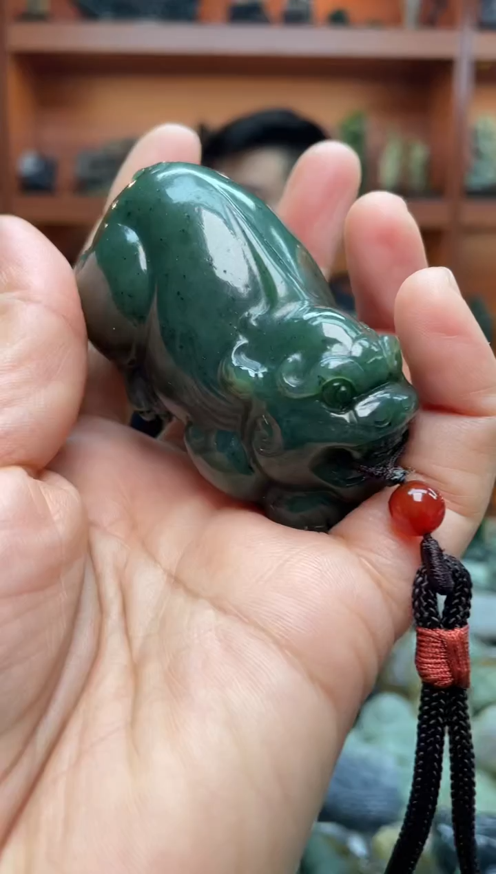 未镶嵌和田玉把件1