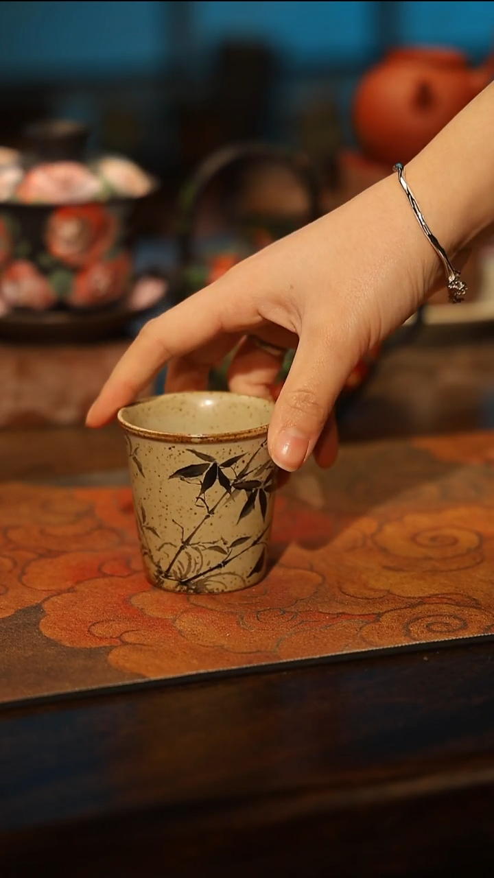 陶瓷景德镇高温釉下彩手工手绘款式