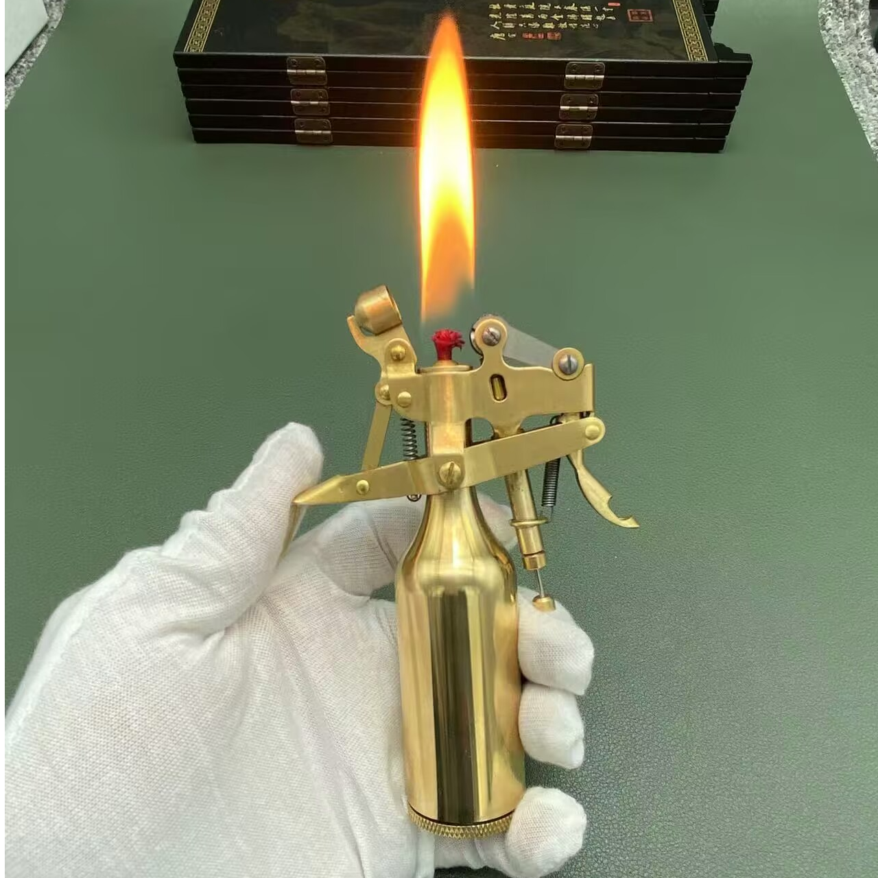 手工黄铜台式摆件异性煤油打火机个性创意自动机械联动复古大油仓