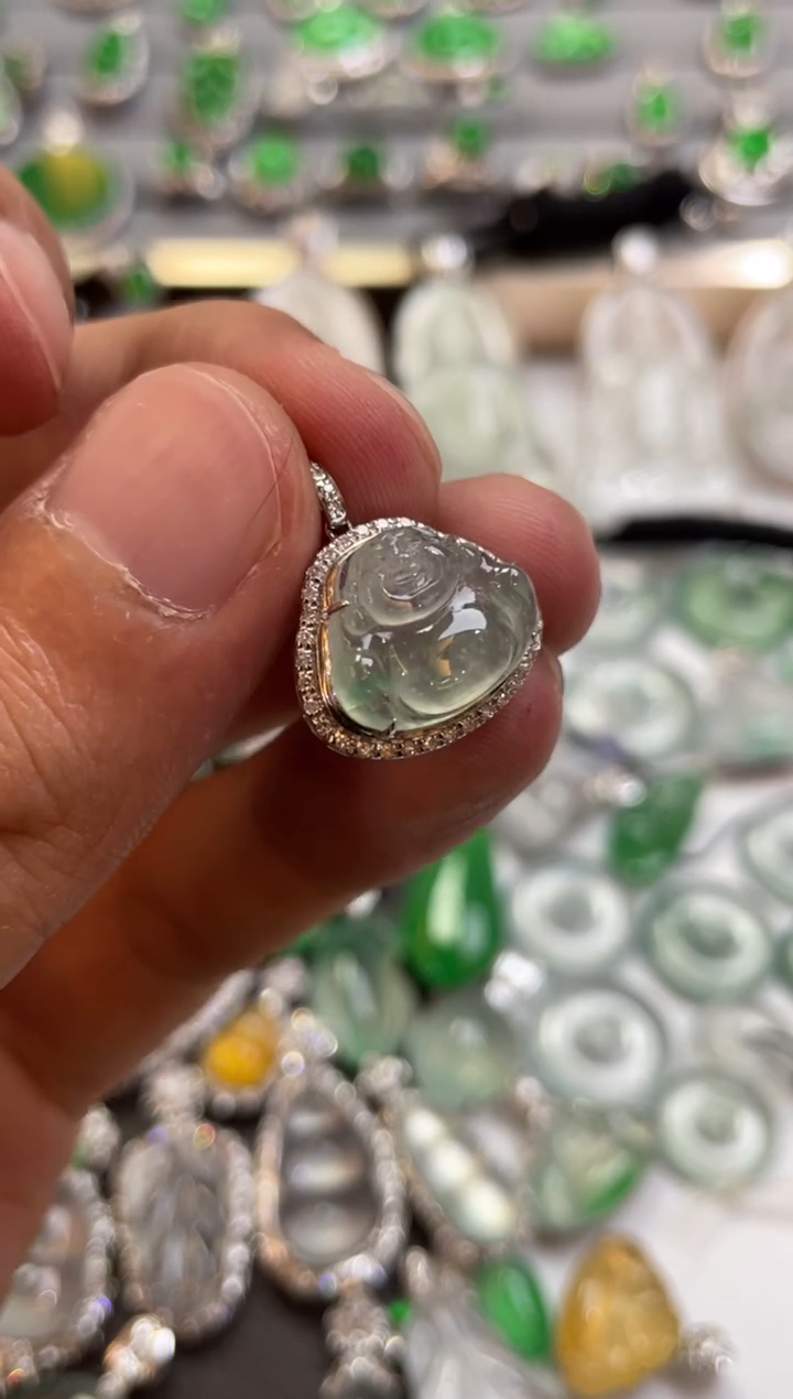吊坠(不含链)18K金镶嵌翡翠佛公
