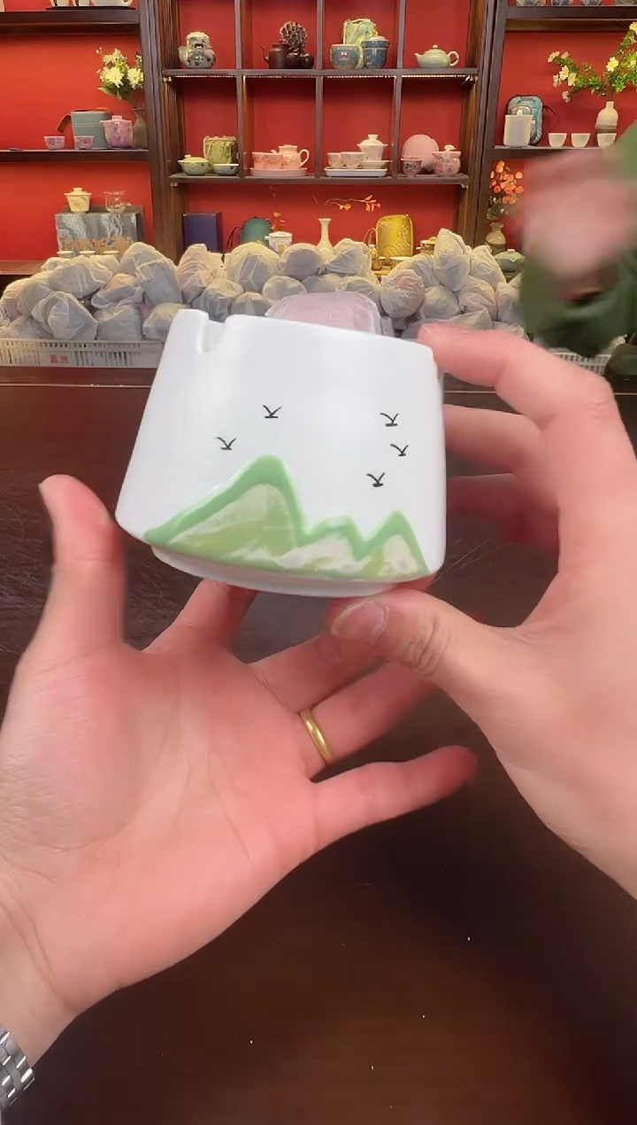 【闪购商品】白烟灰缸1111111111111