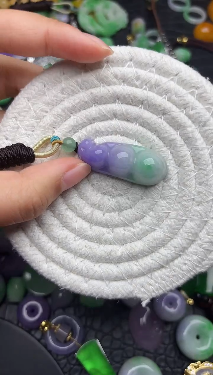 颈饰未镶嵌翡翠缅甸翡翠吊坠