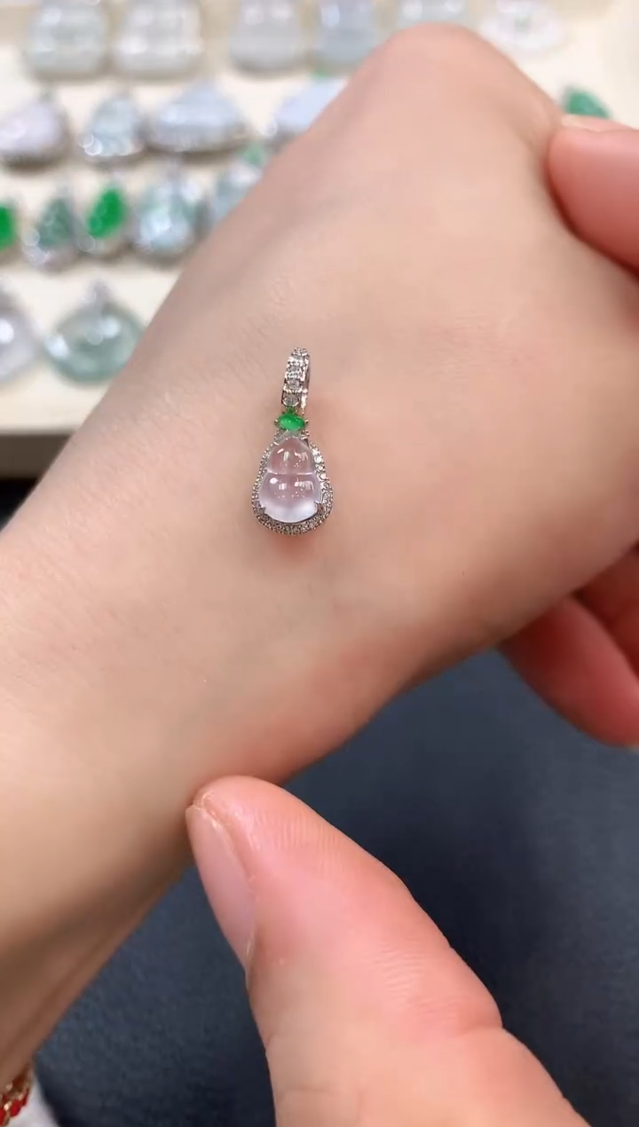 【闪购商品】翡翠吊坠(不含链)18K金镶嵌b23       