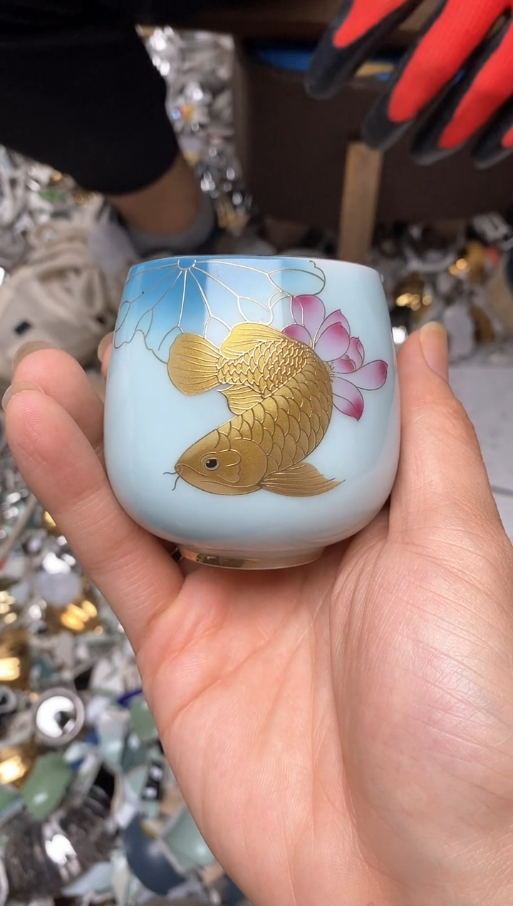 陶瓷金龙鱼主人杯