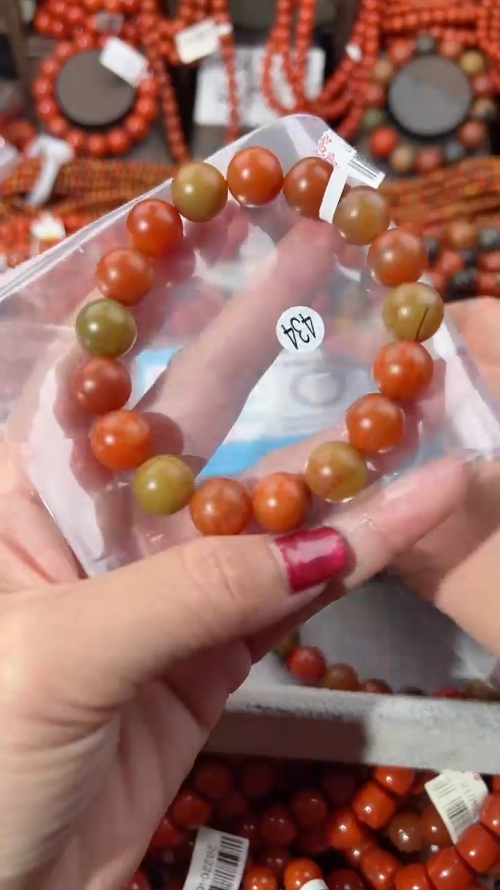 【闪购商品】南红玛瑙手串未镶嵌12+
