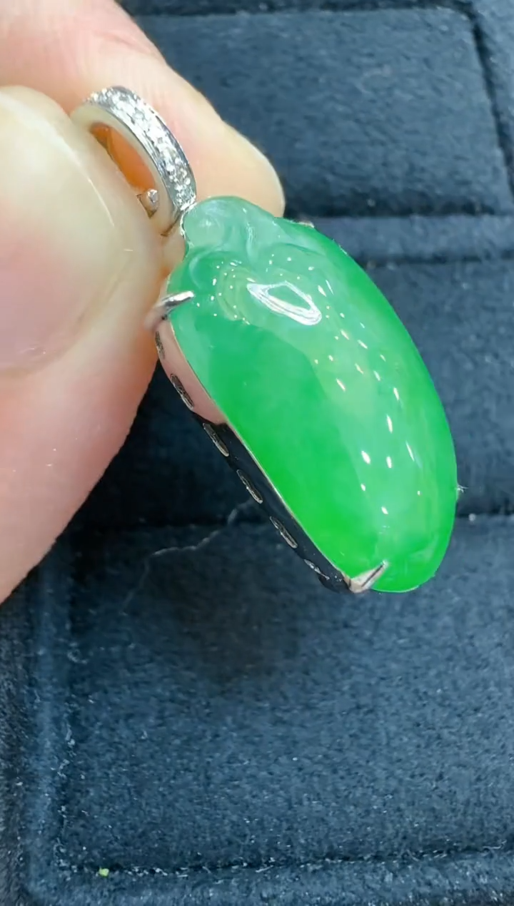 【闪购商品】翡翠吊坠(不含链)18K金镶嵌多样性团购发一件