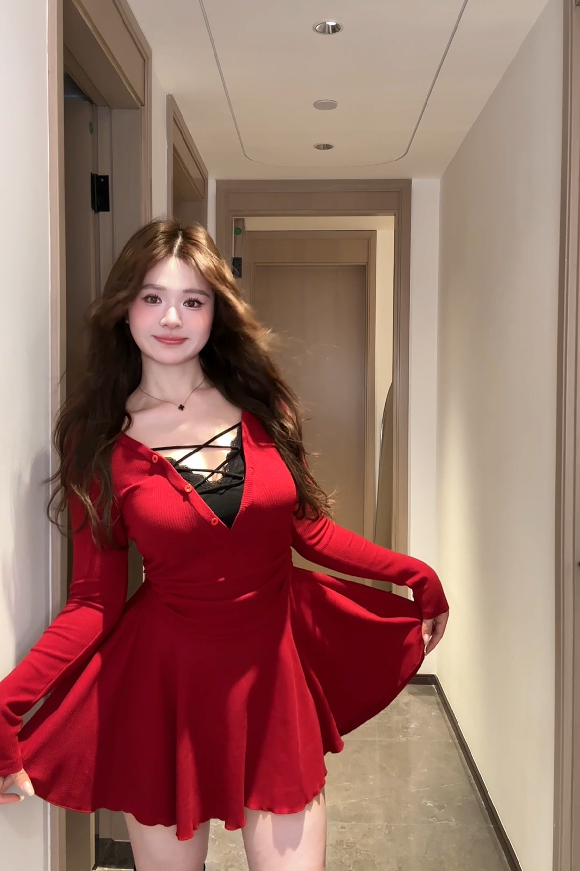 【绝美比例！】胖MM大码纯欲V领蕾丝拼接假两件性感连衣裙秋冬季短裙