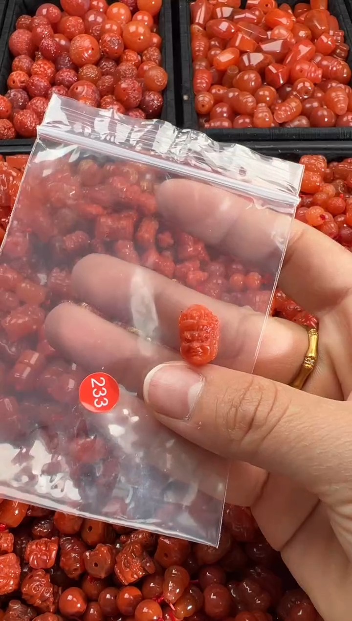 【闪购商品】南红玛瑙颈饰未镶嵌1